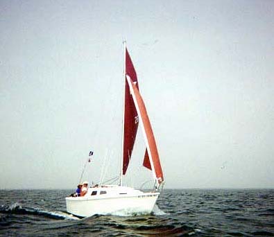 P19 Redwing, doing
6 knots on Monterey Bay